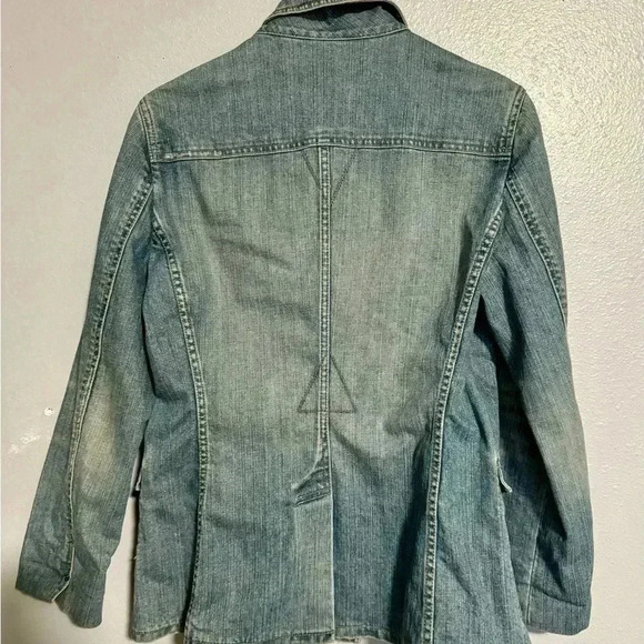 ELIE TAHARI BLUE JEAN BUTTON FRONT DISTRESSED JACKET...woman’s Large - Picture 2 of 11